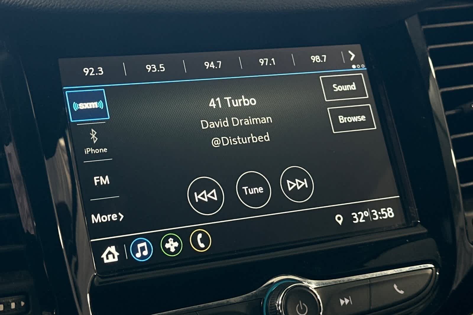 Thumbnail: 2019 Chevrolet Trax - 20