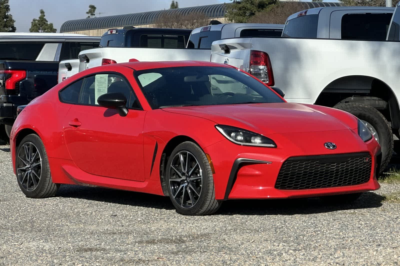 Thumbnail: 2025 Toyota GR86 - 10