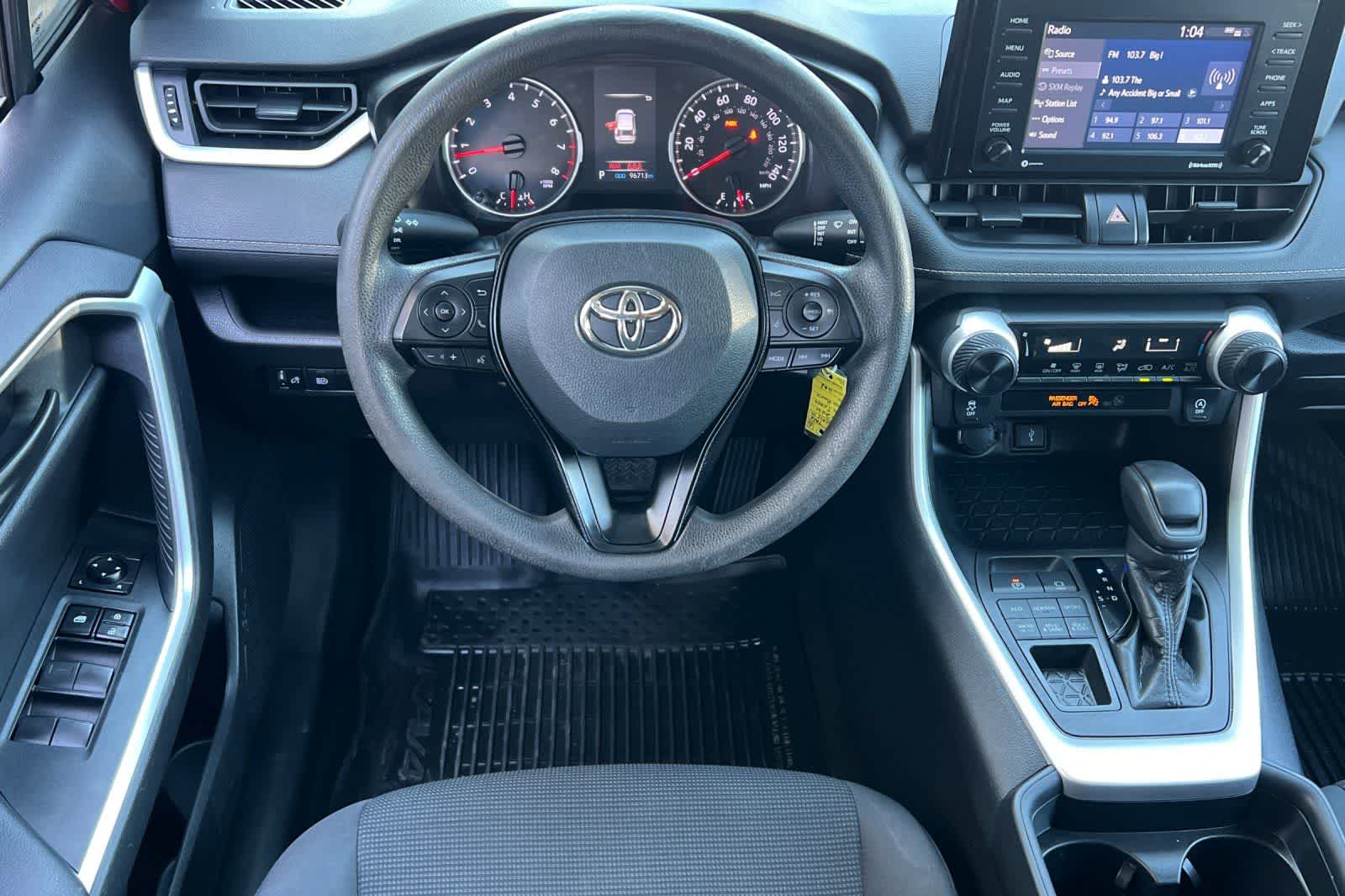Thumbnail: 2021 Toyota RAV4 - 15