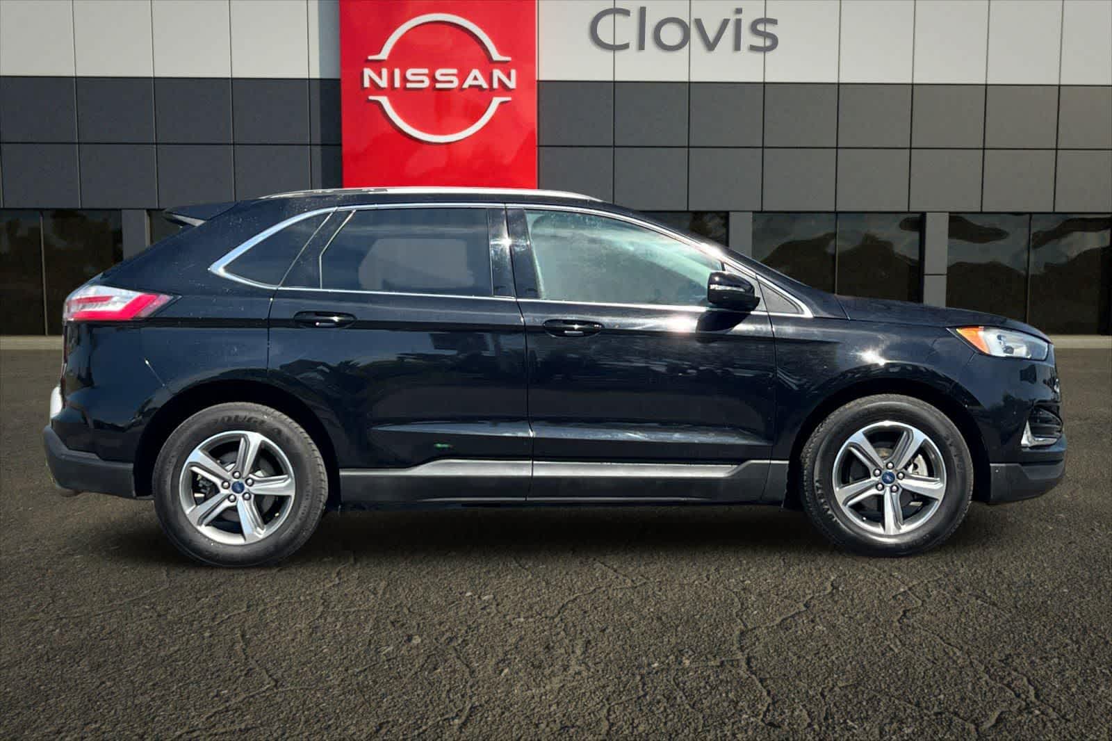 Thumbnail: 2020 Ford Edge - 9