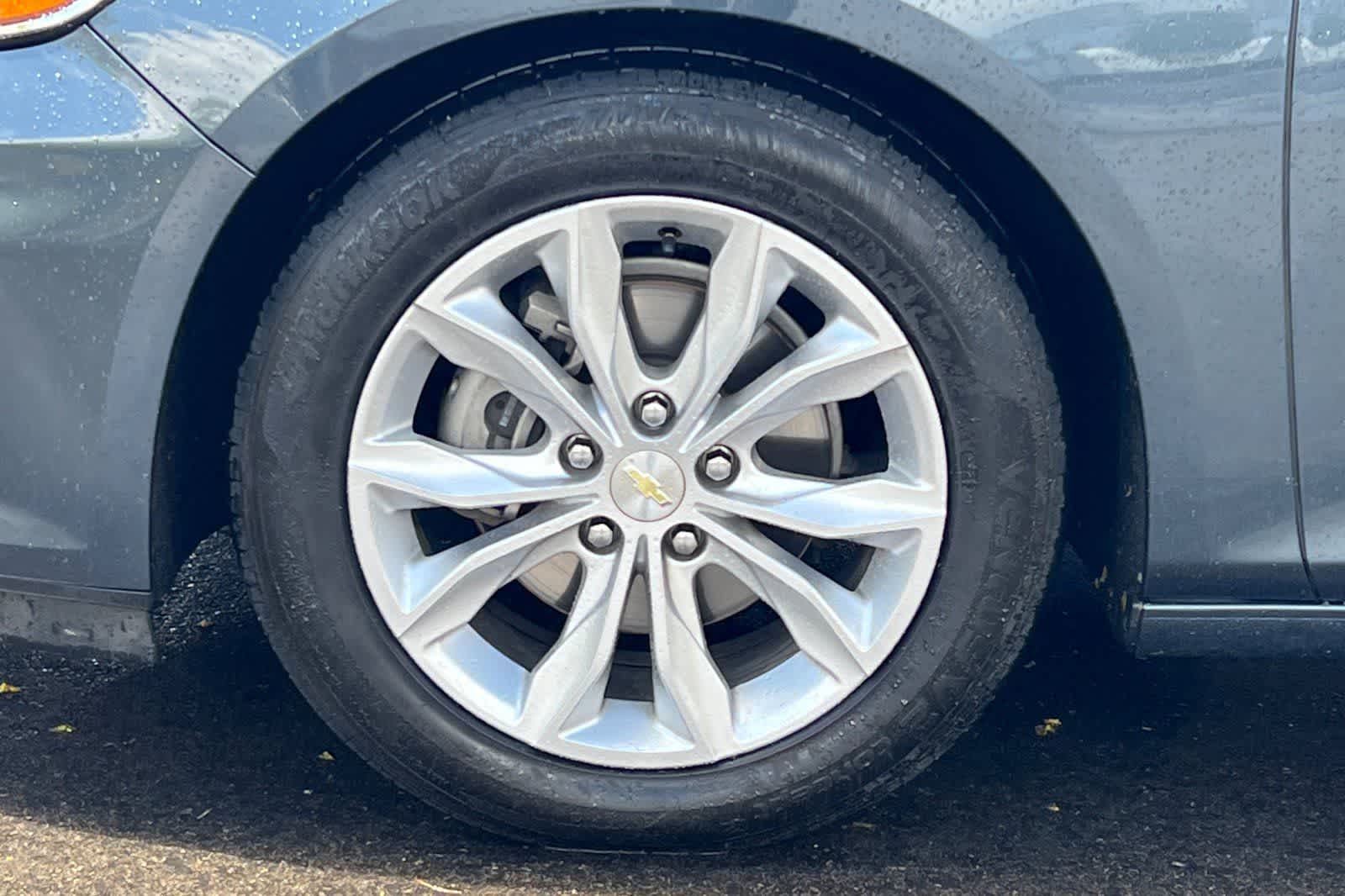 Thumbnail: 2019 Chevrolet Malibu - 34