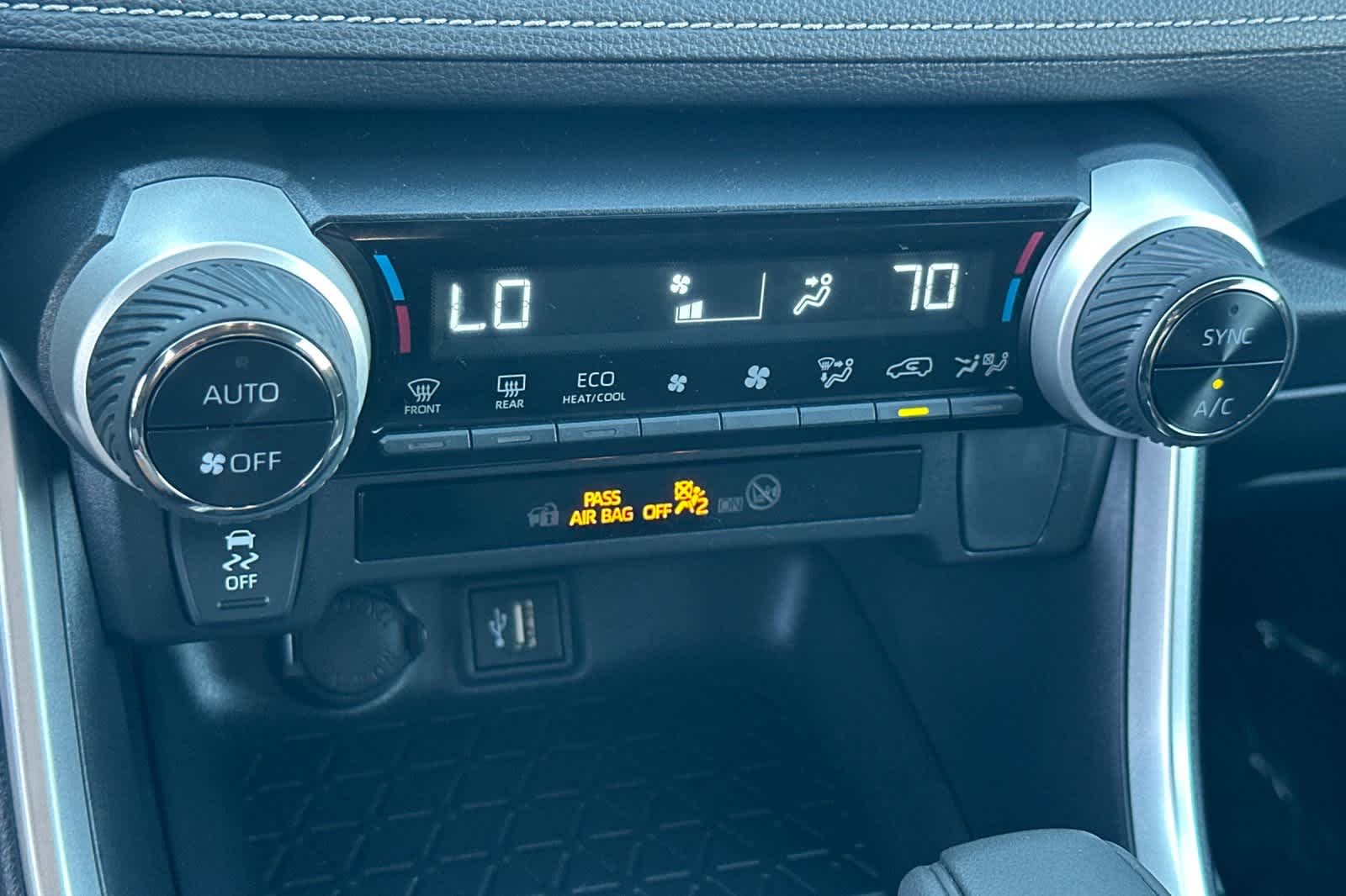 Thumbnail: 2024 Toyota RAV4 - 24