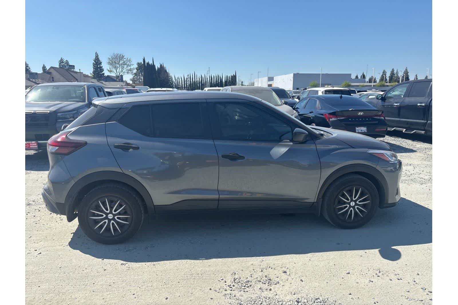 Thumbnail: 2021 Nissan Kicks - 9