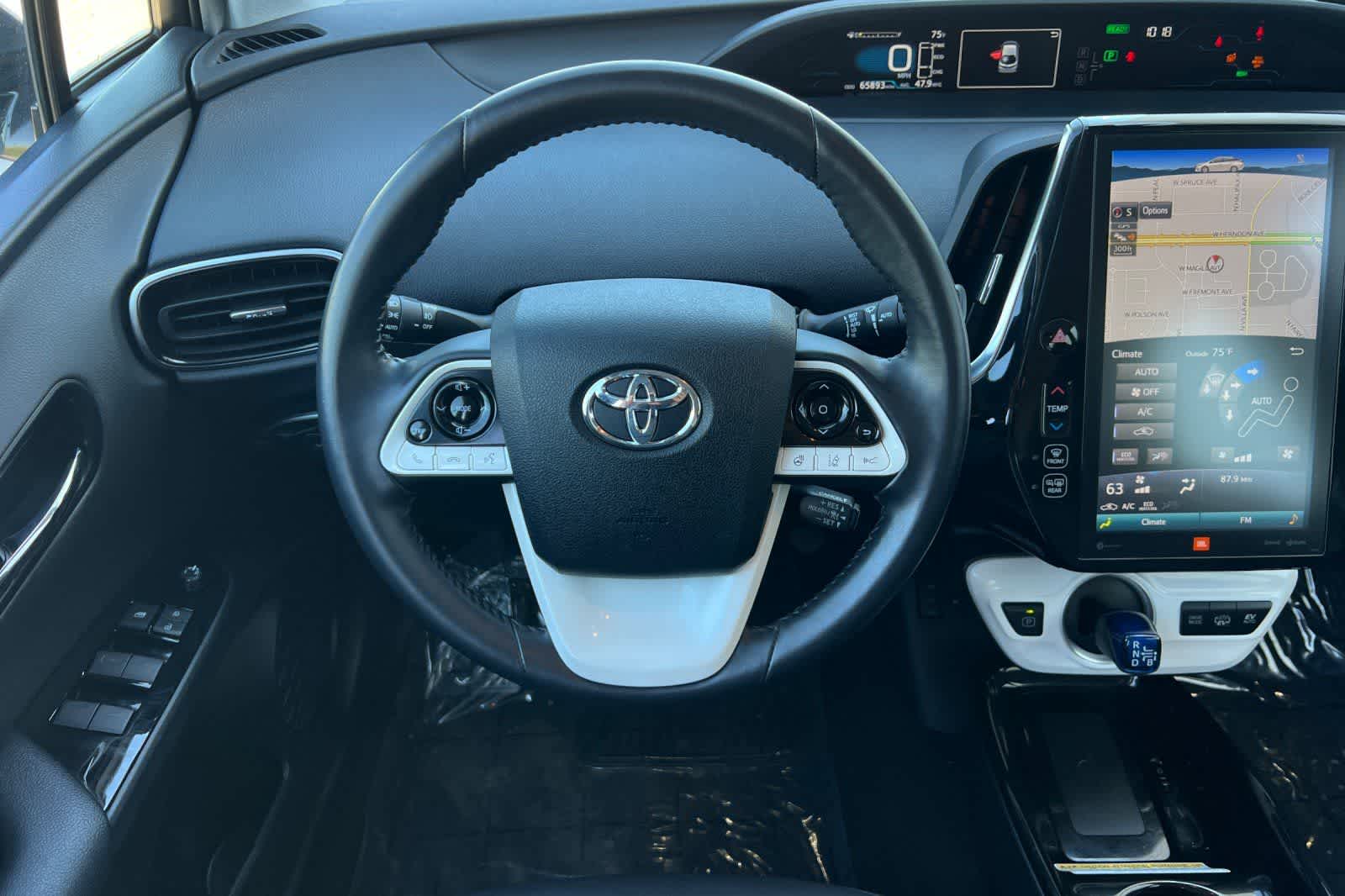 Thumbnail: 2019 Toyota Prius Prime - 14
