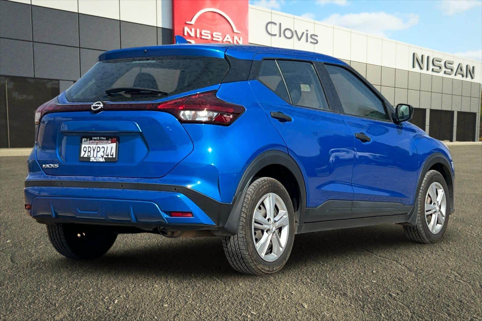 Thumbnail: 2022 Nissan Kicks - 3