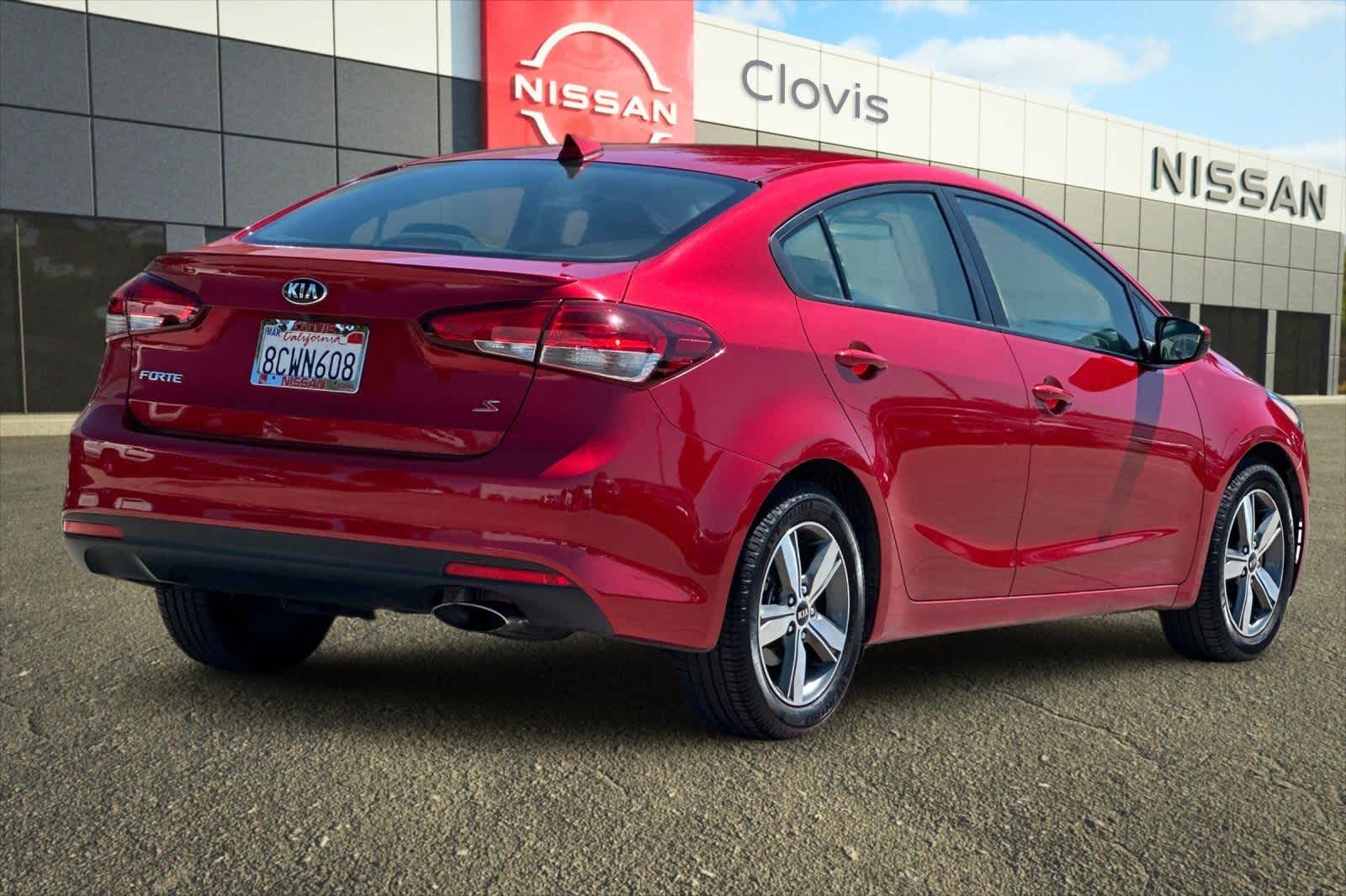 Thumbnail: 2018 Kia Forte - 3