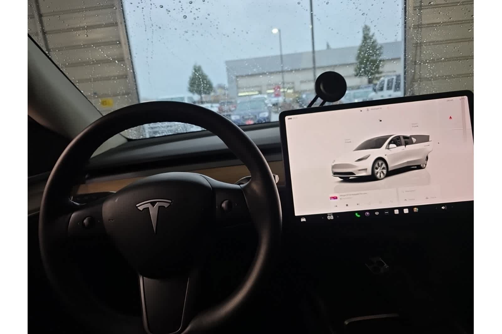 Thumbnail: 2023 Tesla Model Y - 14