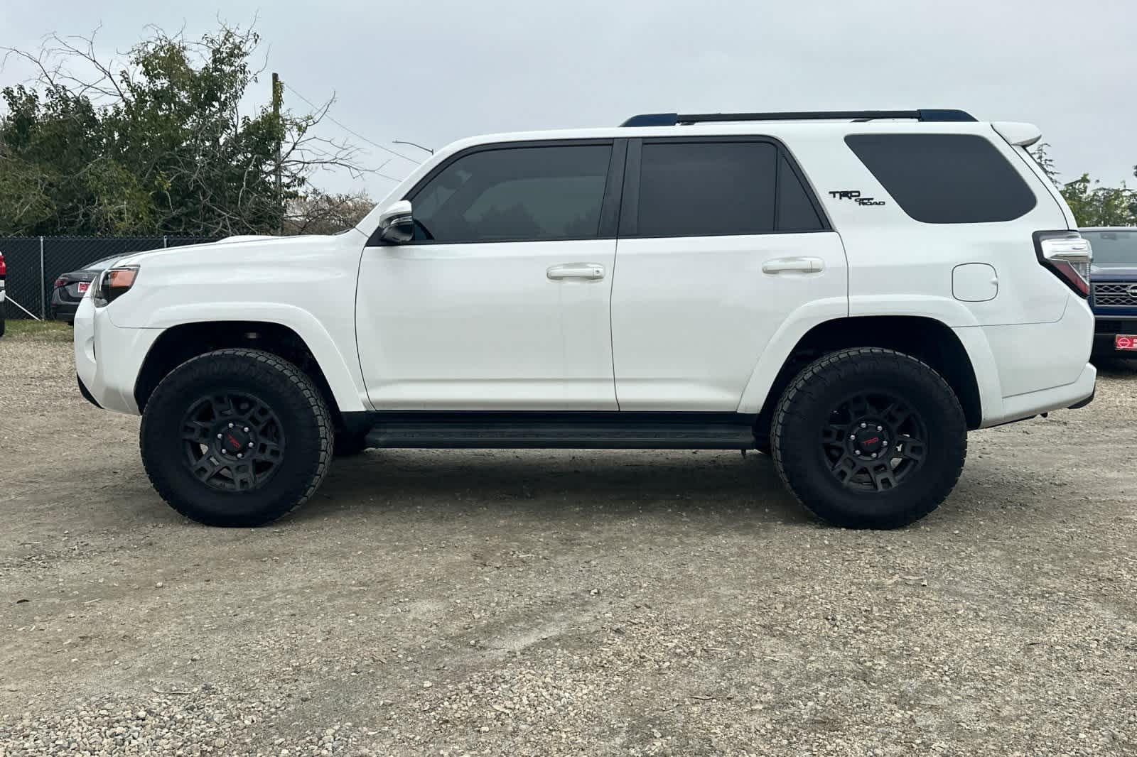 Thumbnail: 2019 Toyota 4Runner - 6