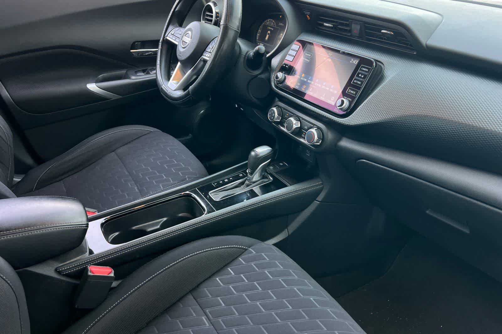 Thumbnail: 2023 Nissan Kicks - 18