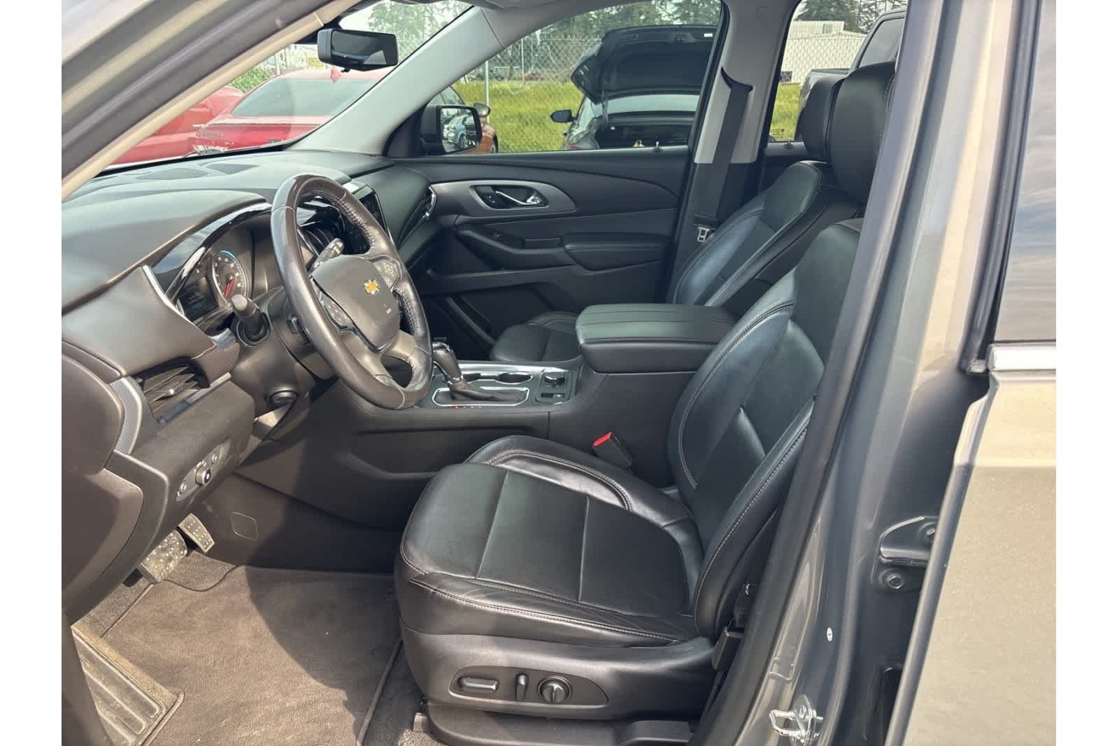 Thumbnail: 2019 Chevrolet Traverse - 12