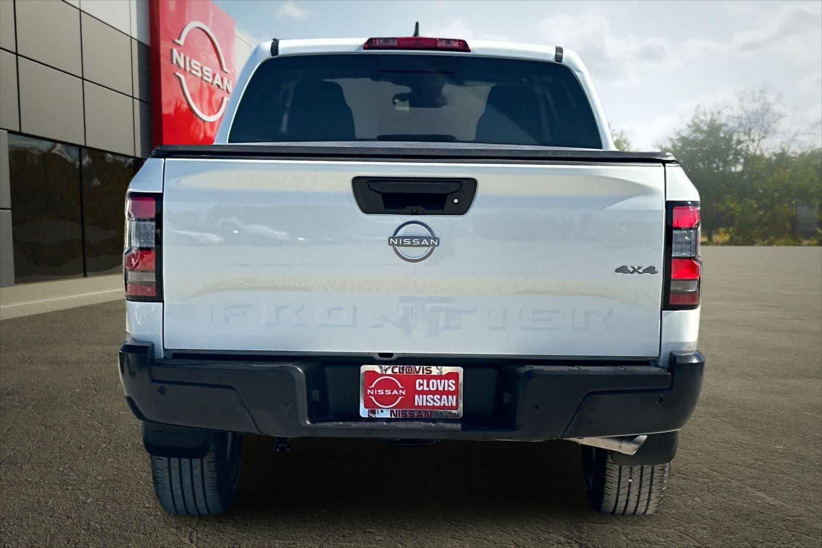 Thumbnail: 2026 Nissan Frontier - 8