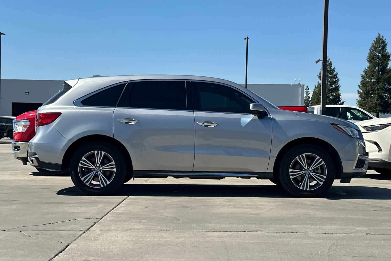 Thumbnail: 2019 Acura MDX - 9