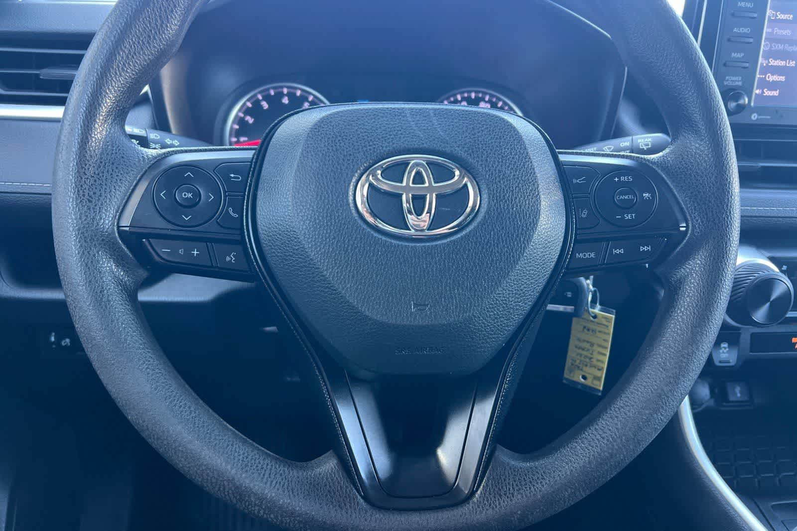 Thumbnail: 2021 Toyota RAV4 - 27