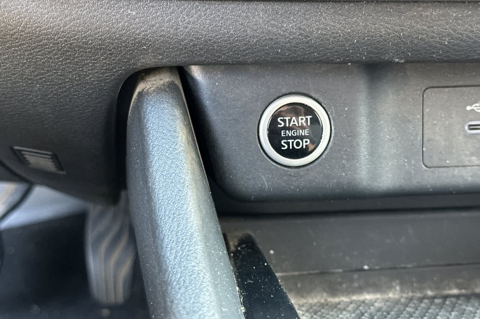 Thumbnail: 2023 Nissan Rogue - 24