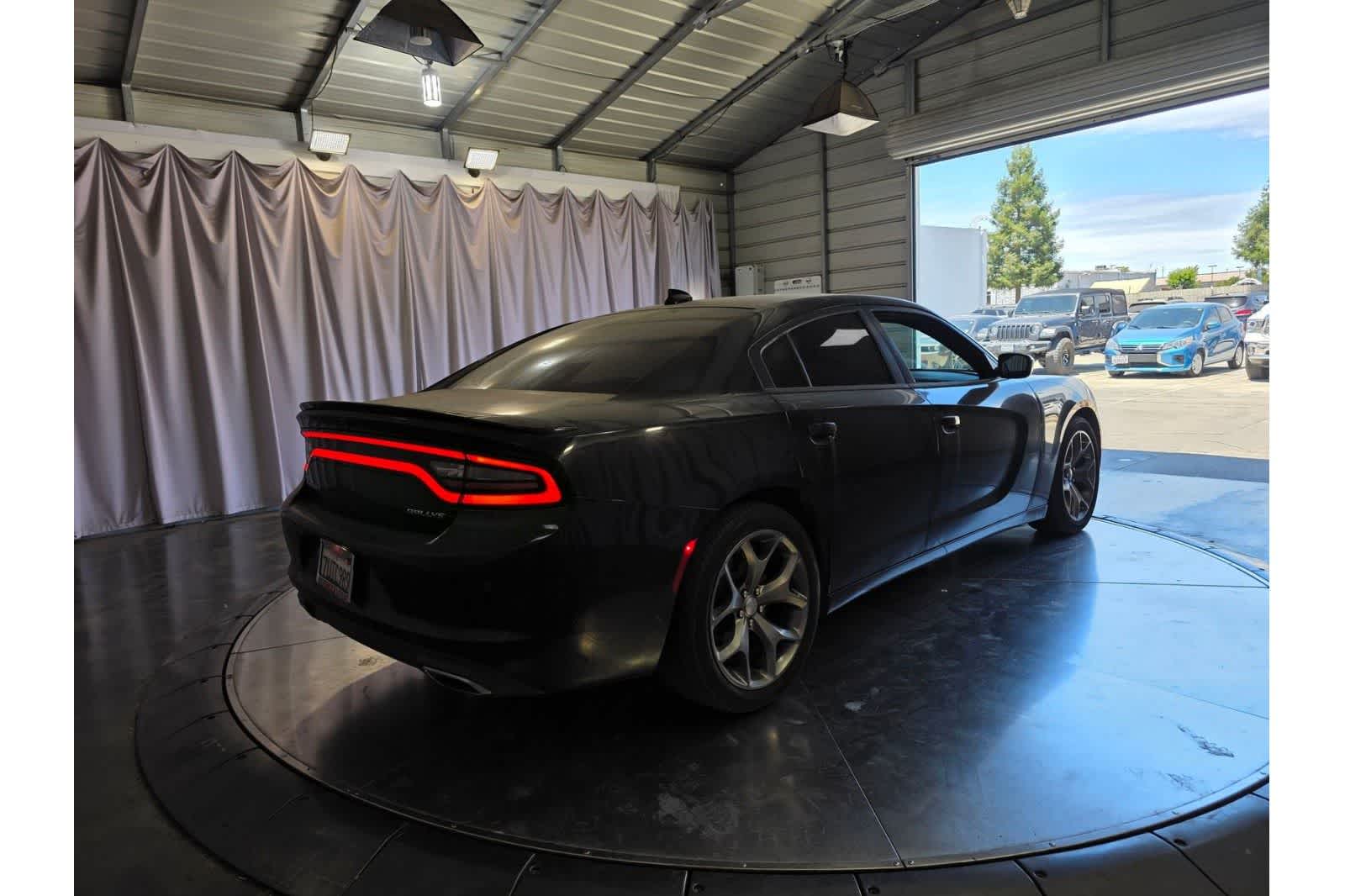 Thumbnail: 2016 Dodge Charger - 6