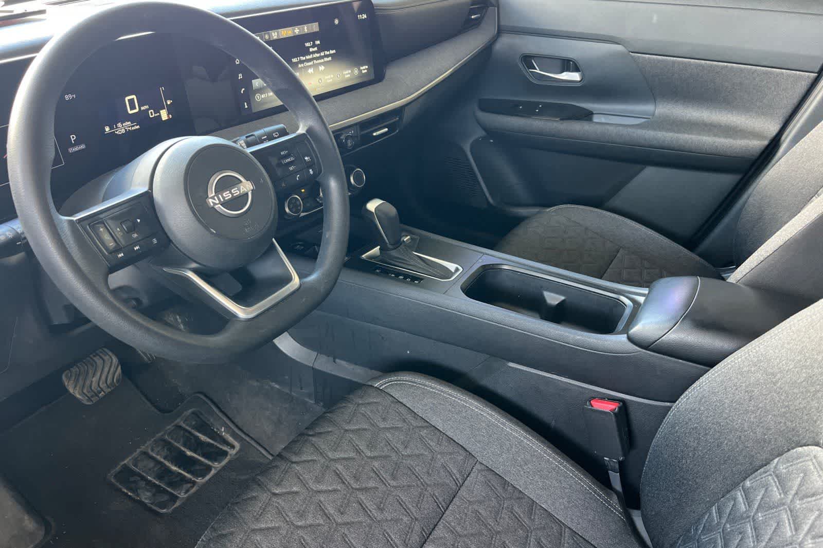 Thumbnail: 2025 Nissan Kicks - 14