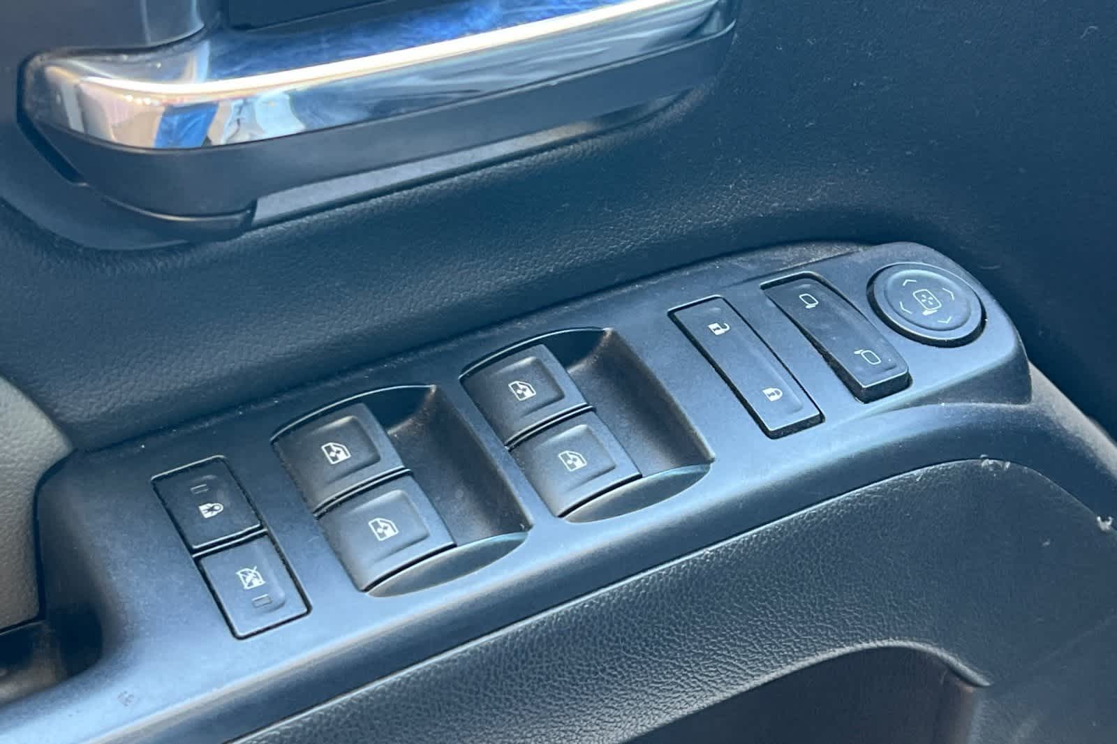 Thumbnail: 2018 GMC Sierra 1500 - 16