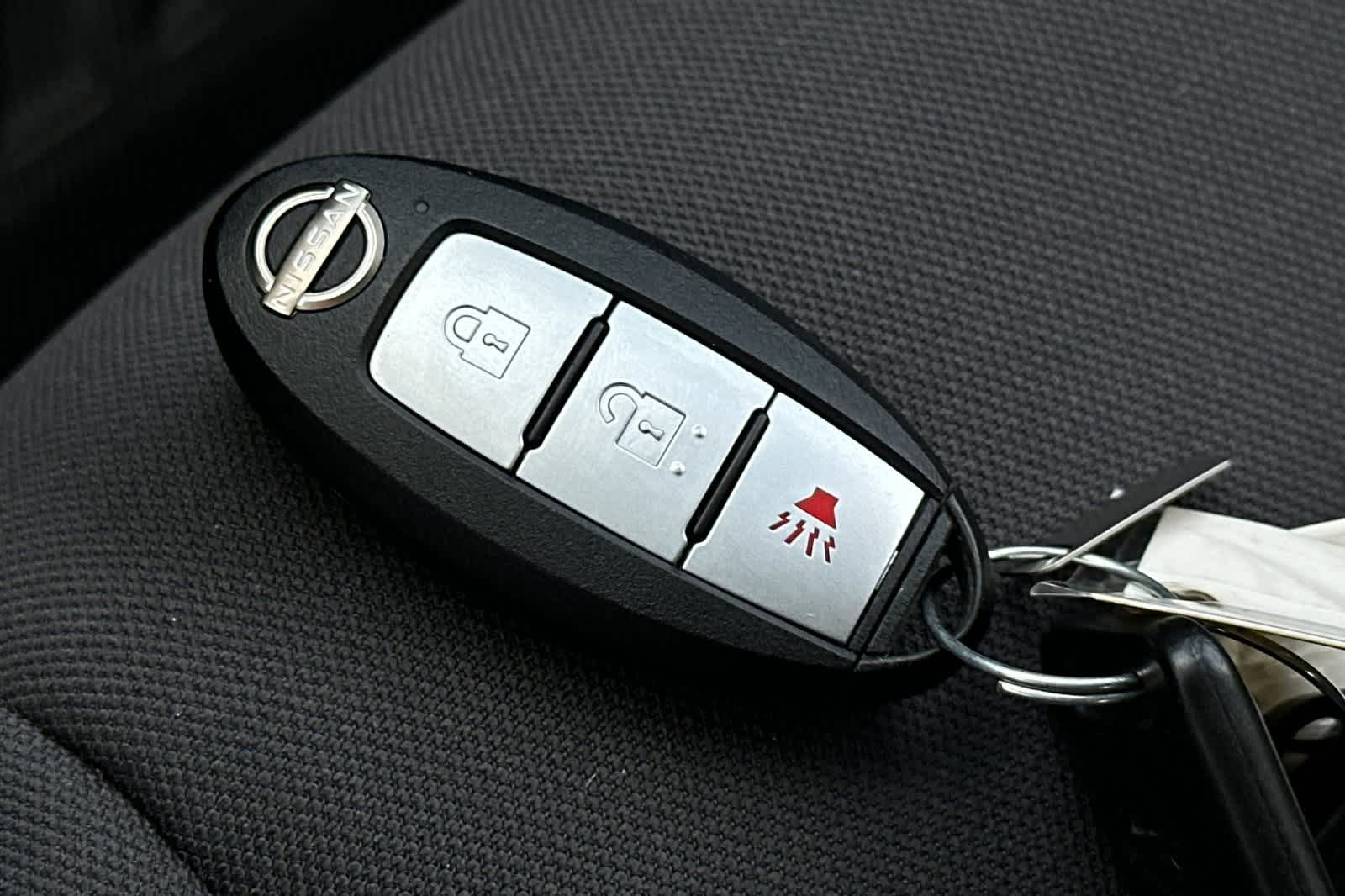 Thumbnail: 2022 Nissan Frontier - 22