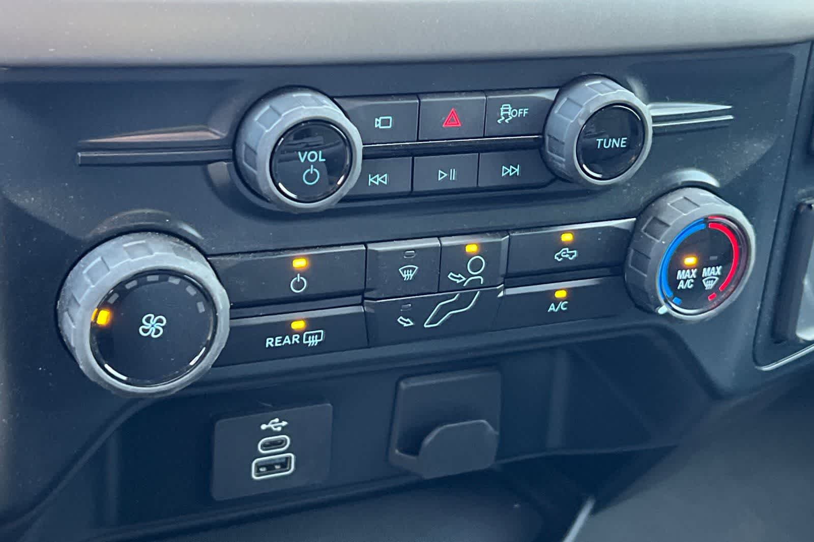 Thumbnail: 2025 Ford F-150 - 21