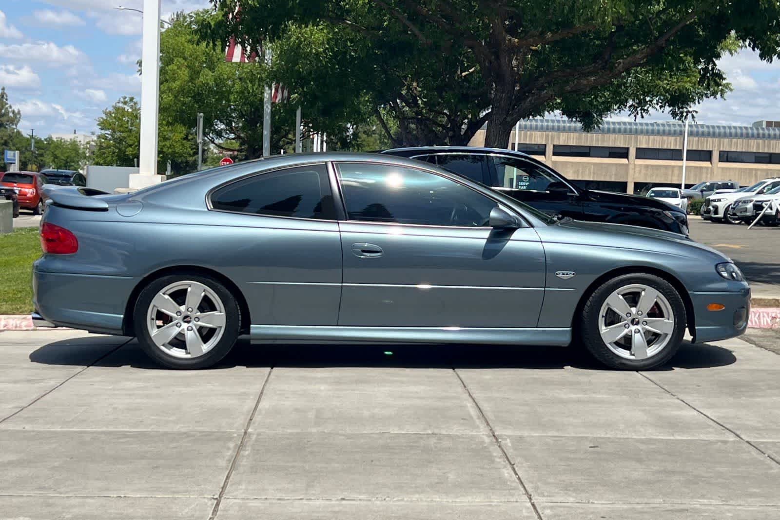 Thumbnail: 2005 Pontiac GTO - 9