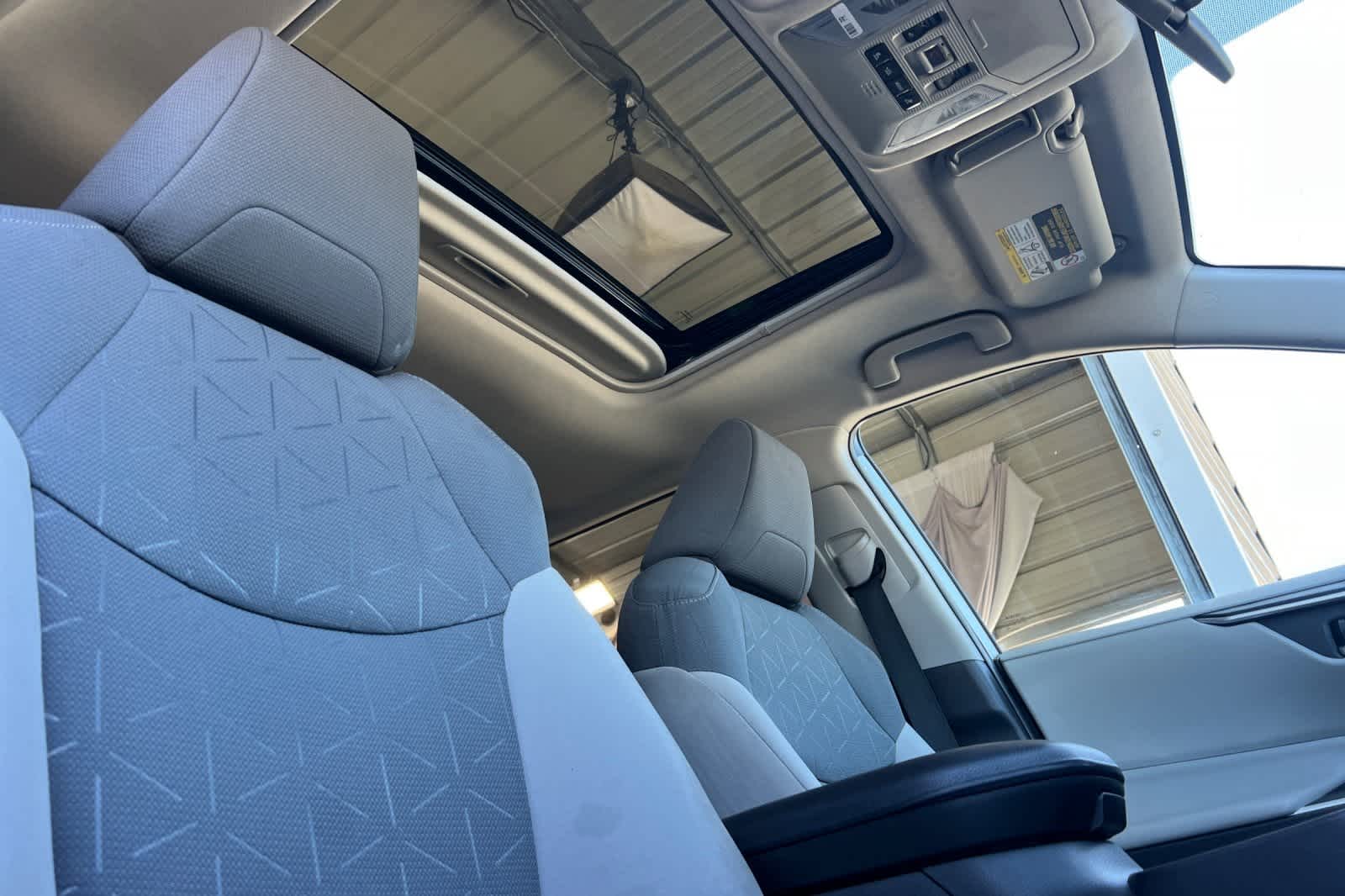 Thumbnail: 2021 Toyota RAV4 - 20