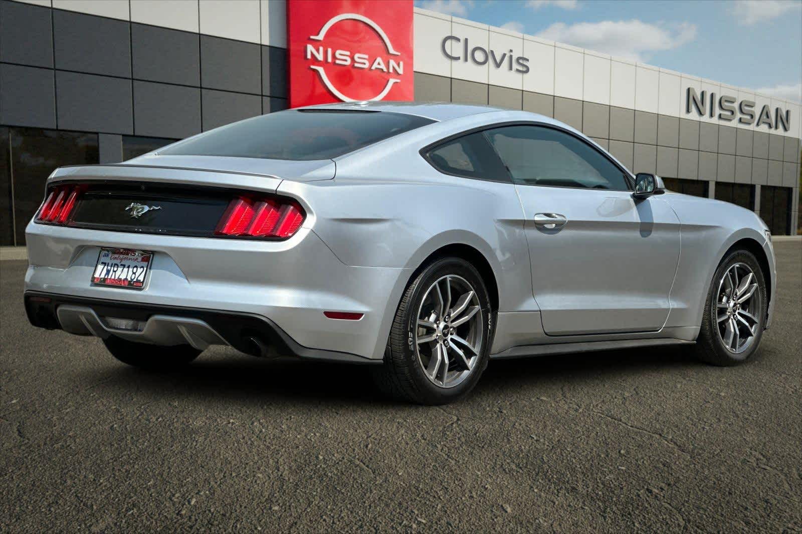 Thumbnail: 2017 Ford Mustang - 3