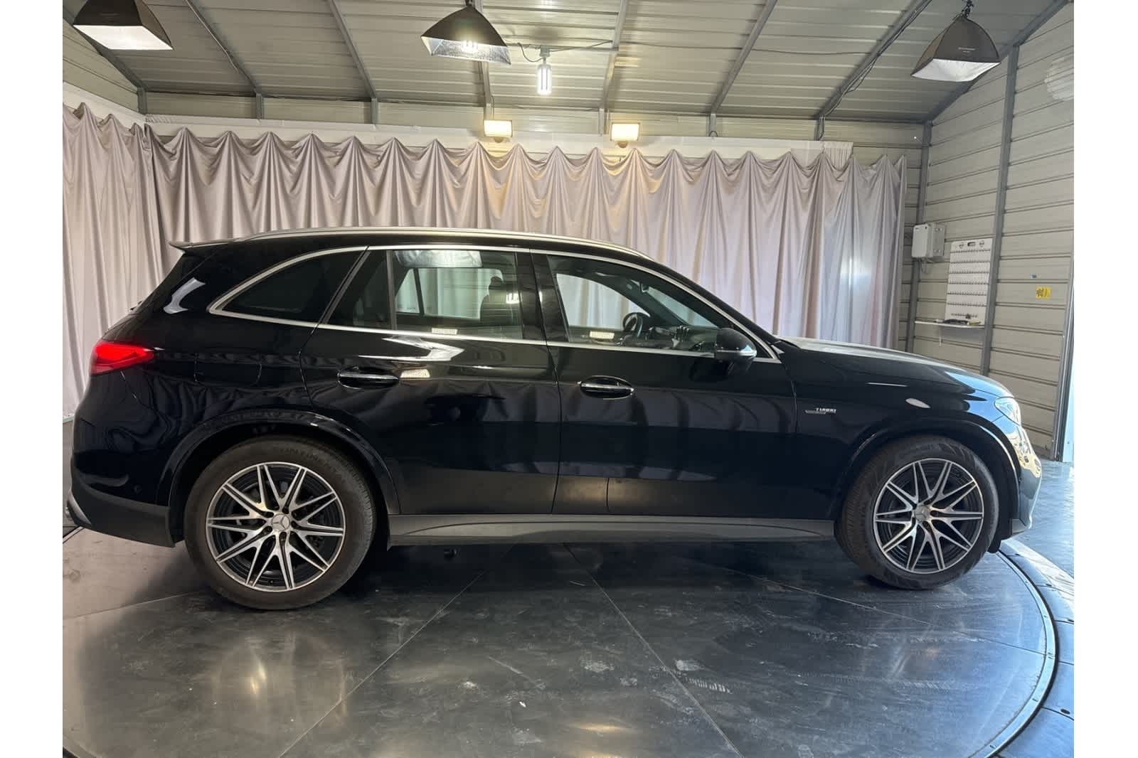 Thumbnail: 2025 Mercedes-Benz GLC - 8