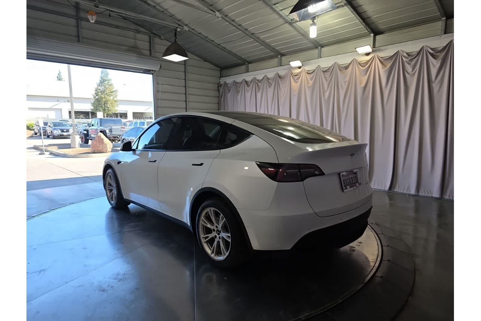 Thumbnail: 2021 Tesla Model Y - 8