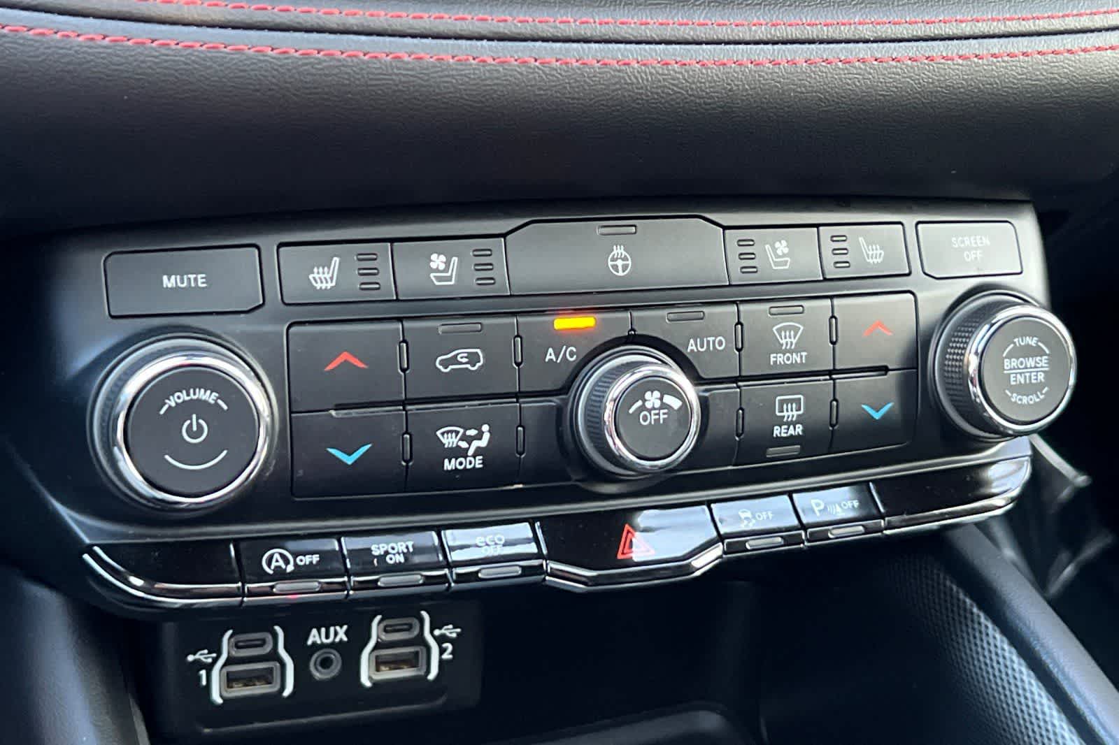 Thumbnail: 2024 Dodge Durango - 26