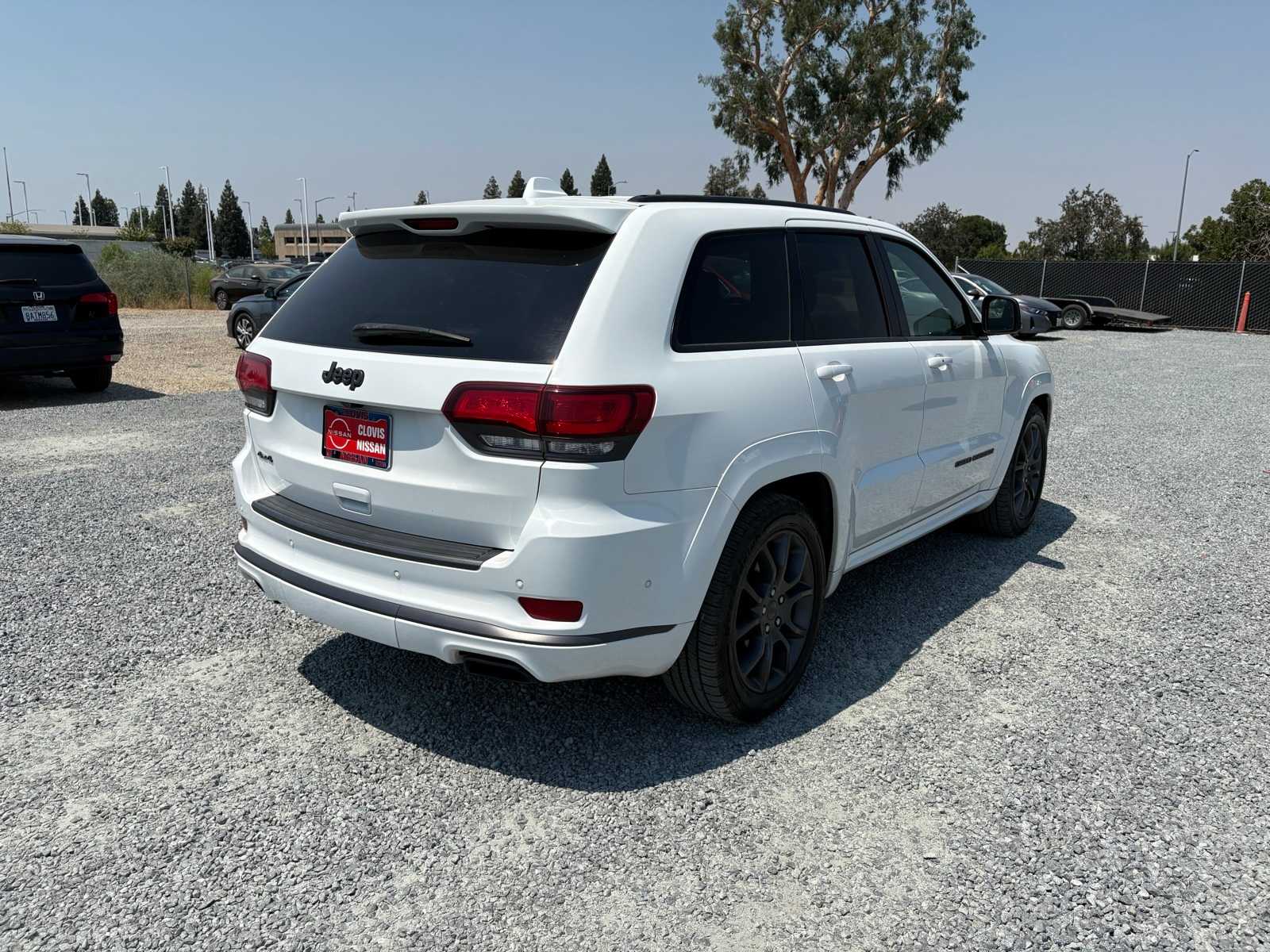 Thumbnail: 2020 Jeep Grand Cherokee - 6