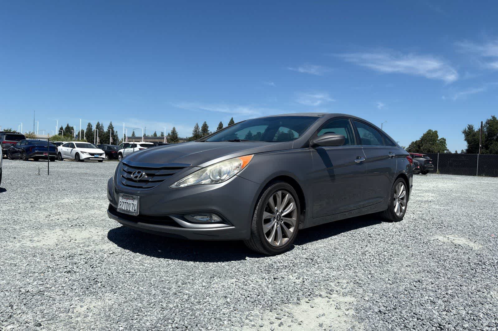 Thumbnail: 2013 Hyundai Sonata - 11