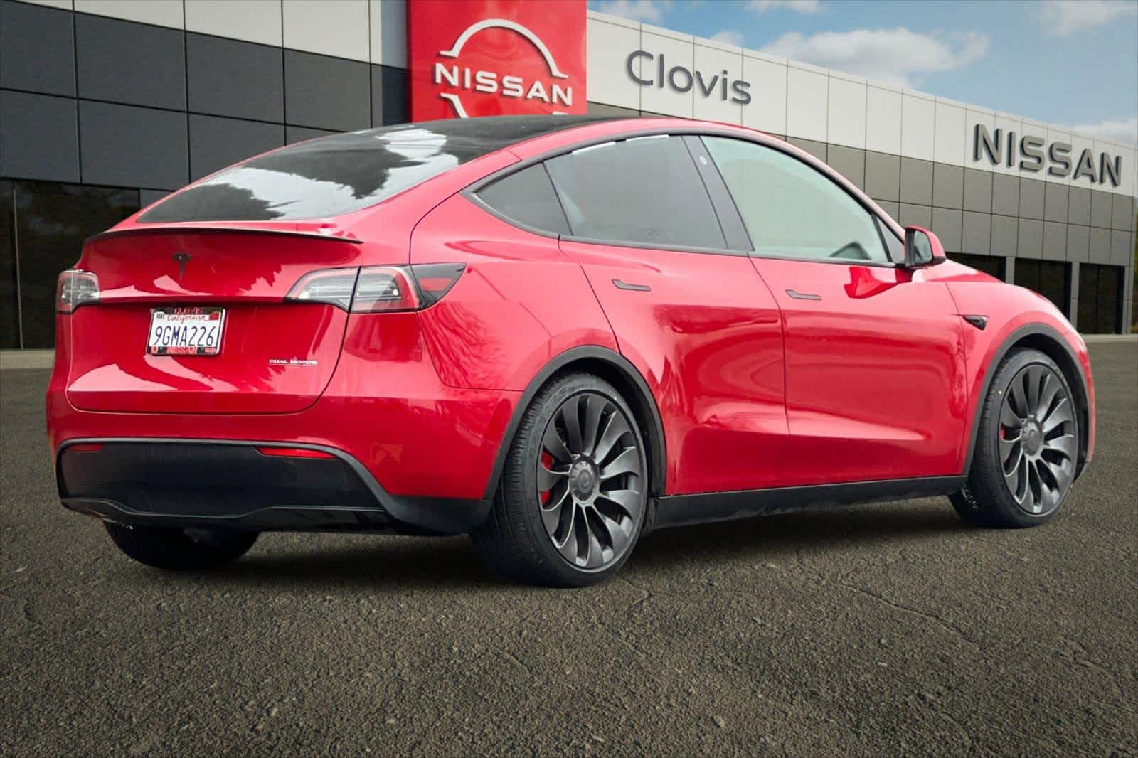 Thumbnail: 2023 Tesla Model Y - 3
