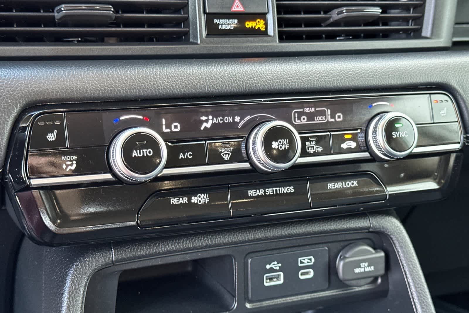 Thumbnail: 2024 Honda Pilot - 25