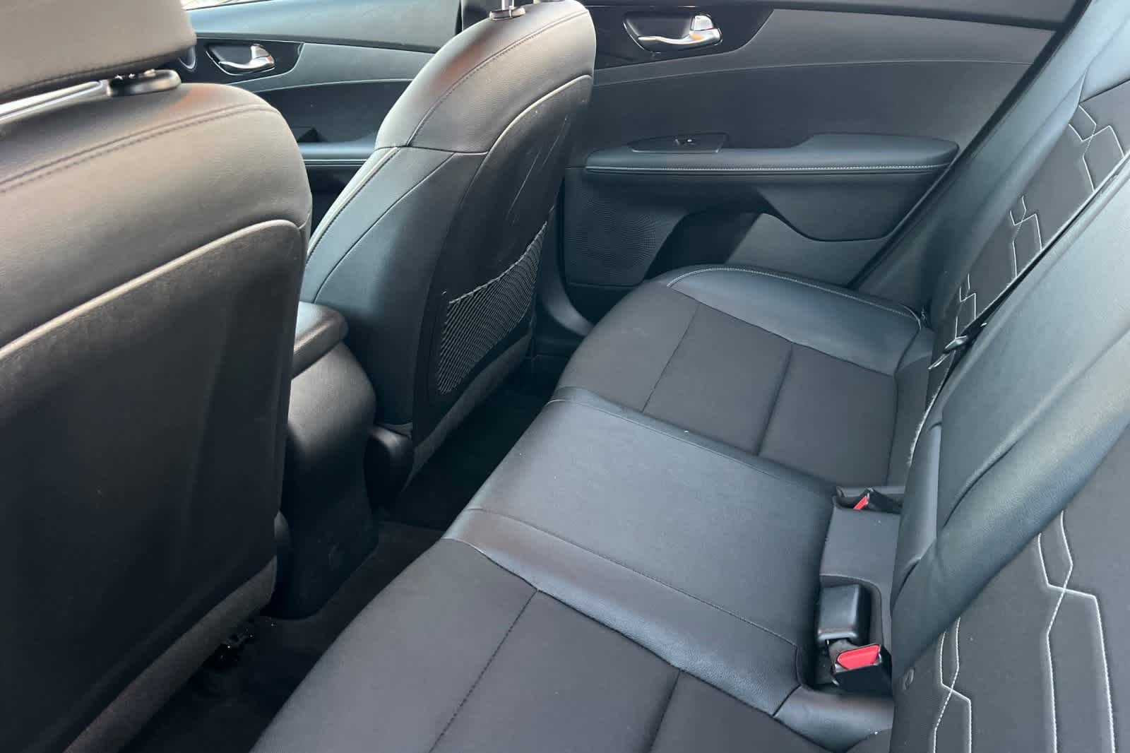 Thumbnail: 2023 Kia Forte - 5