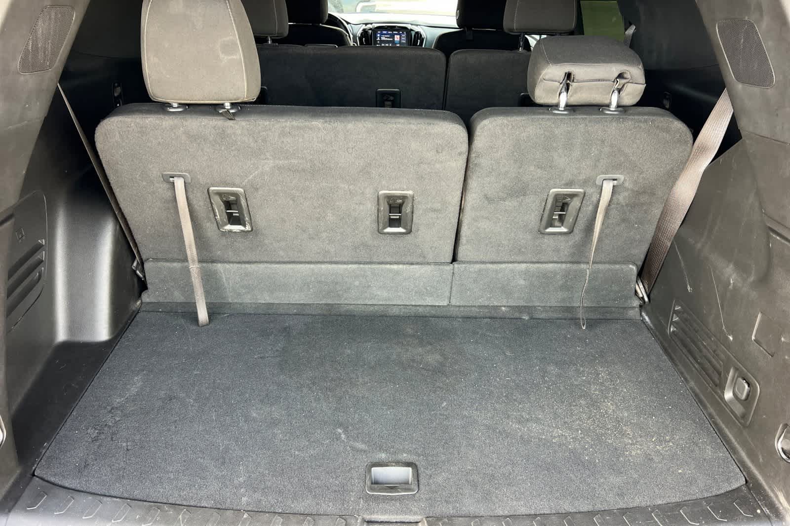 Thumbnail: 2023 Chevrolet Traverse - 17