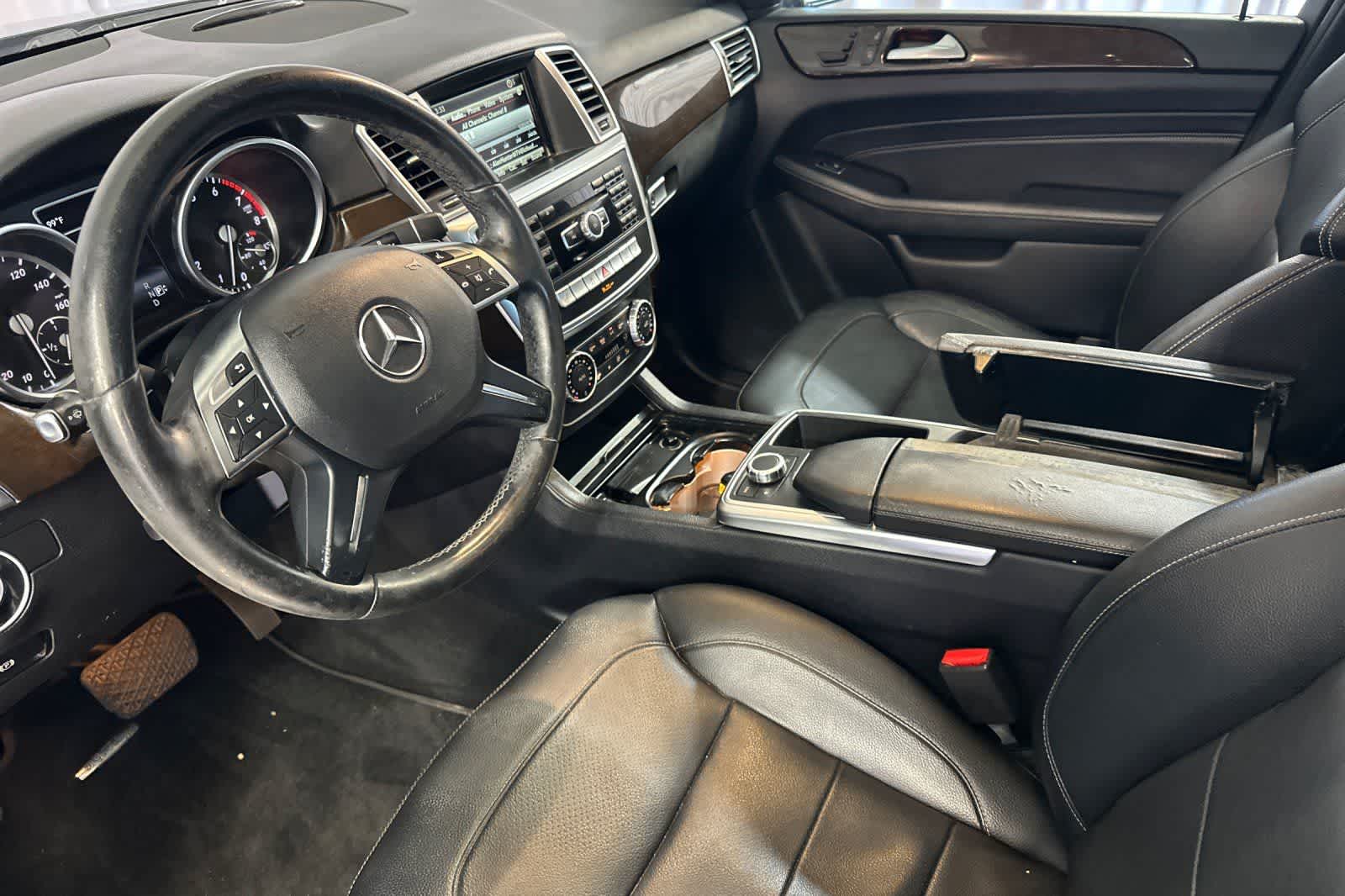 Thumbnail: 2015 Mercedes-Benz M-Class - 14
