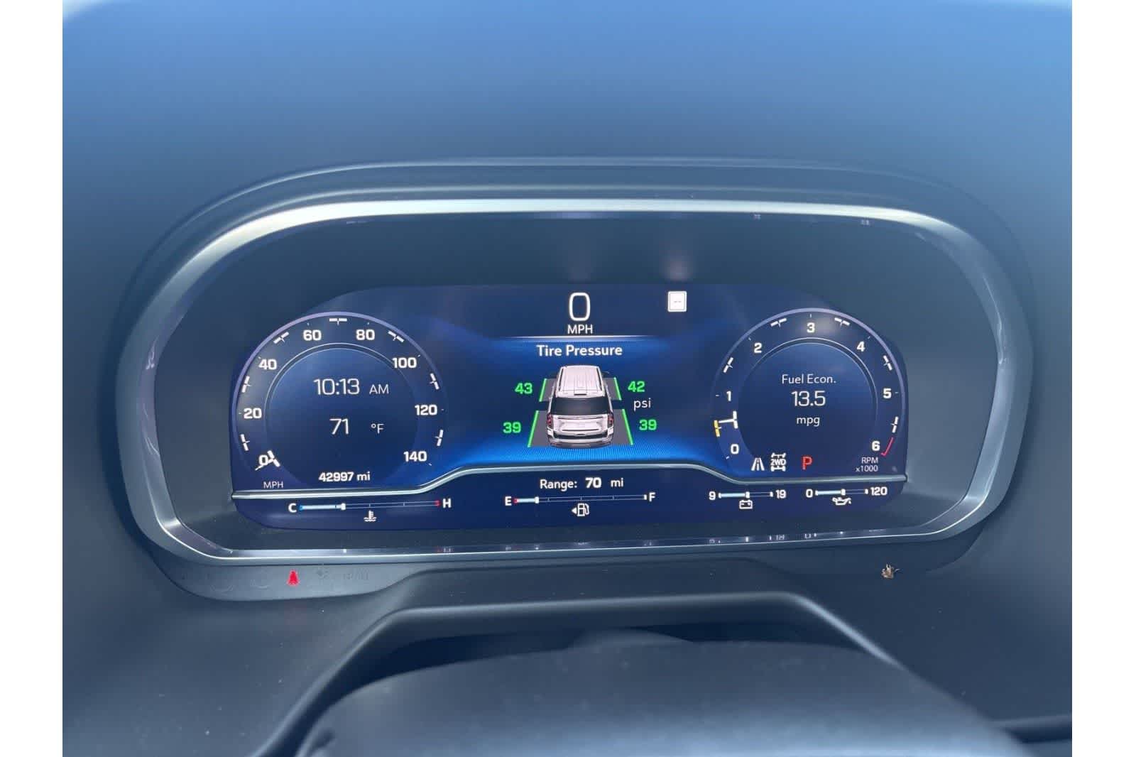 Thumbnail: 2023 Chevrolet Tahoe - 19