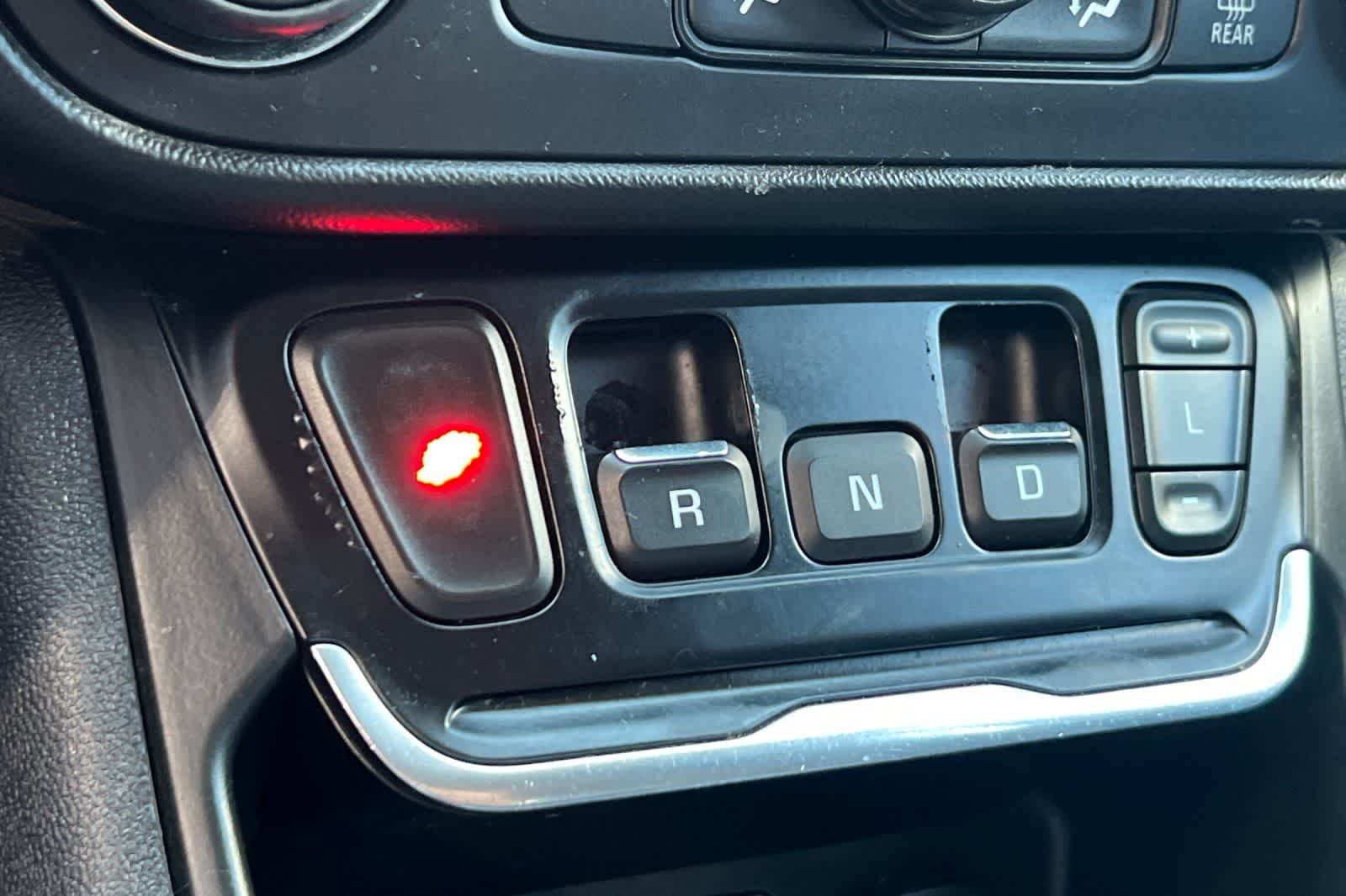 Thumbnail: 2018 GMC Terrain - 28