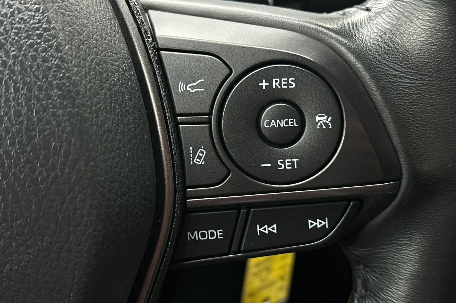 Thumbnail: 2023 Toyota Camry - 27