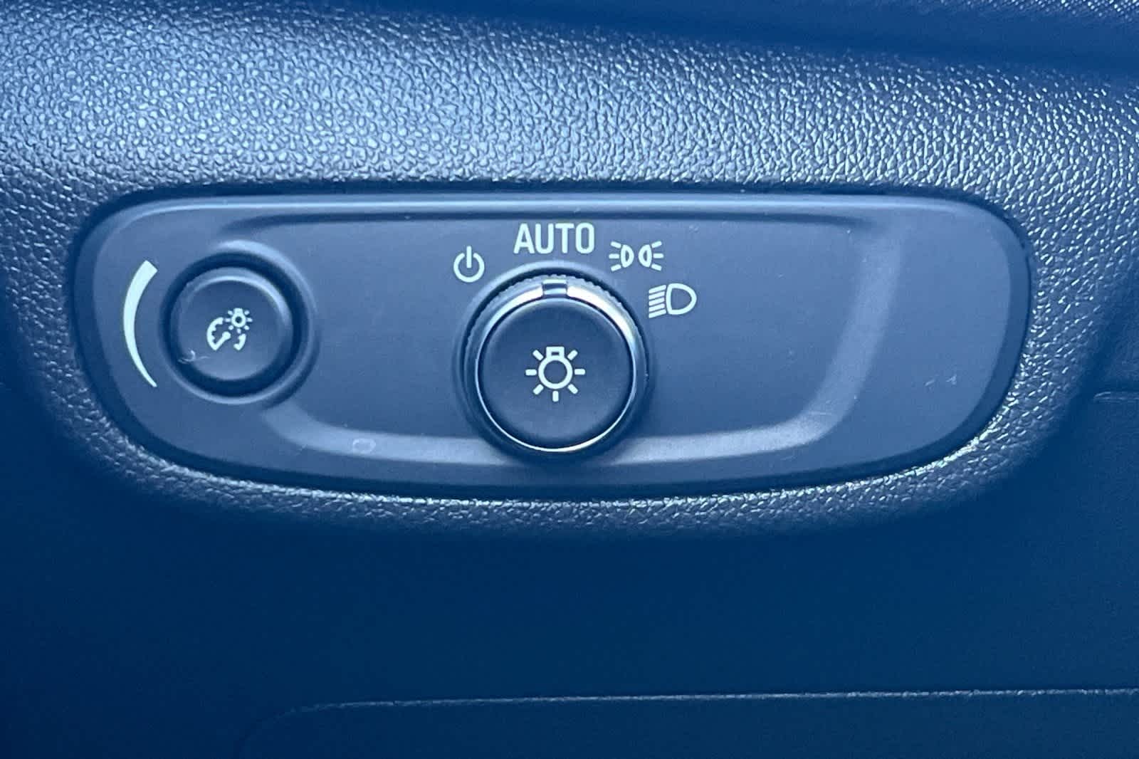 Thumbnail: 2024 Chevrolet TrailBlazer - 31