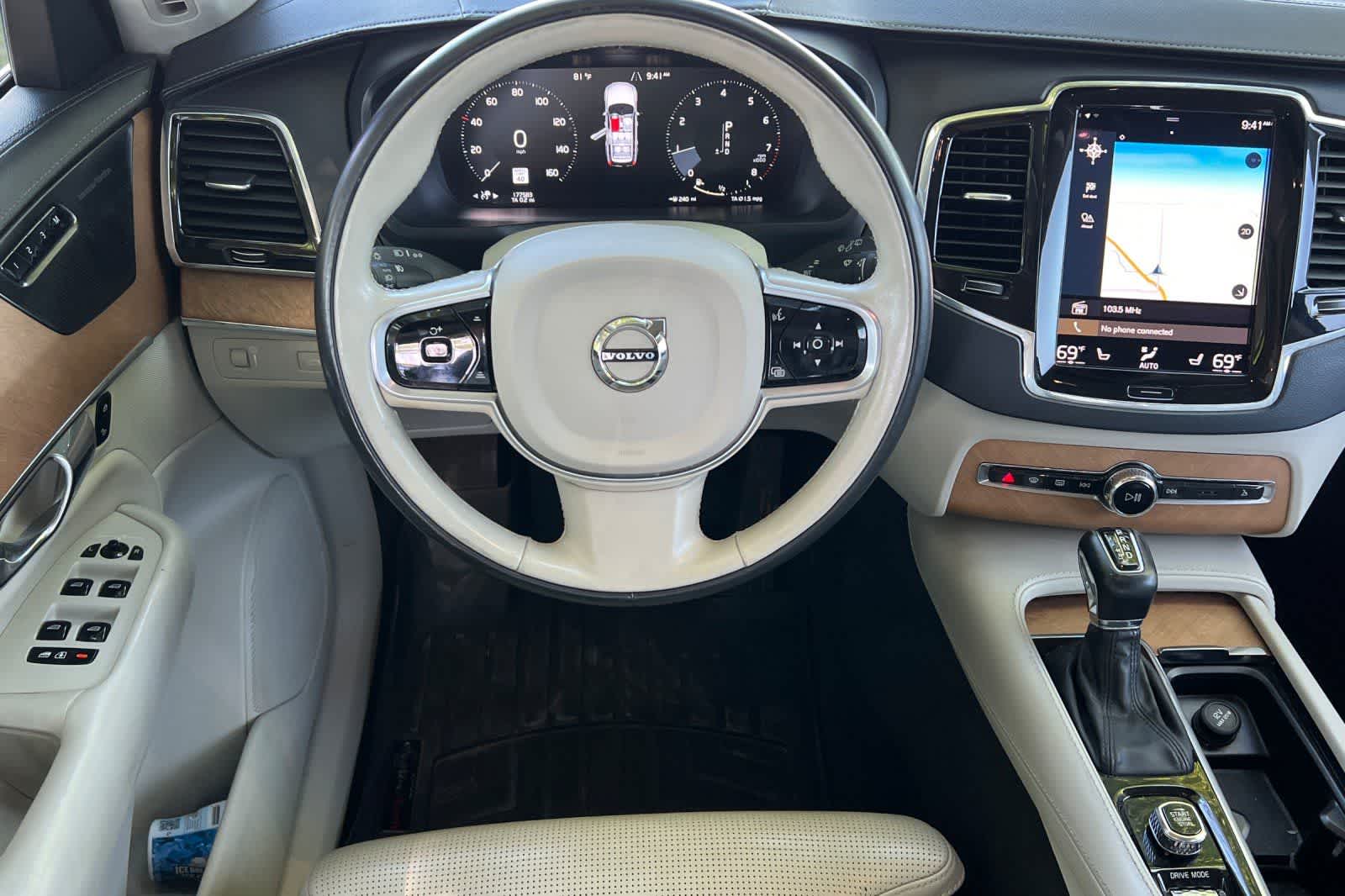Thumbnail: 2020 Volvo XC90 - 16