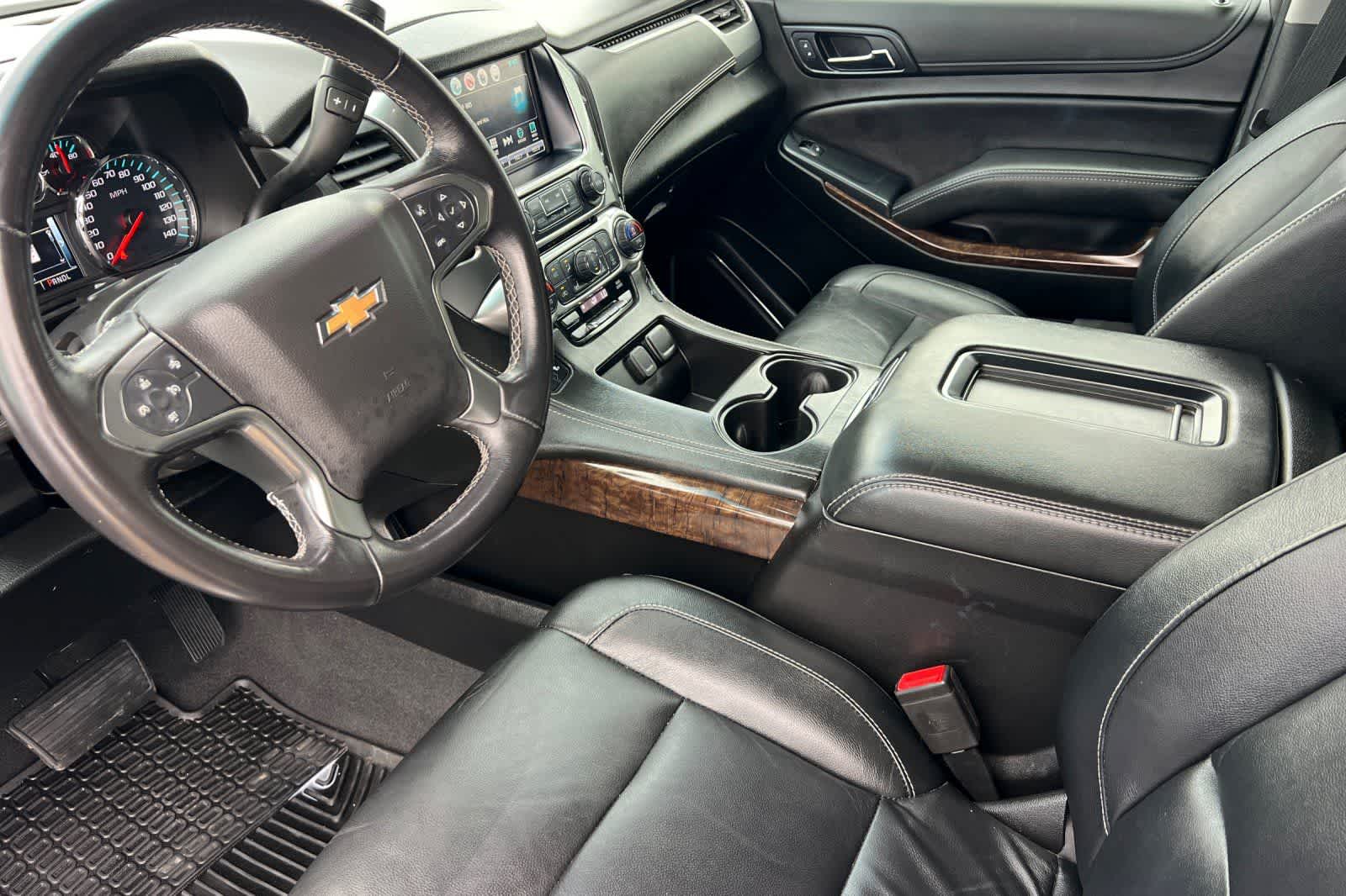 Thumbnail: 2019 Chevrolet Suburban - 12