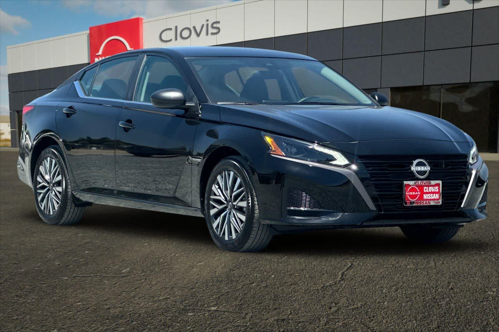 Thumbnail: 2026 Nissan Altima - 10