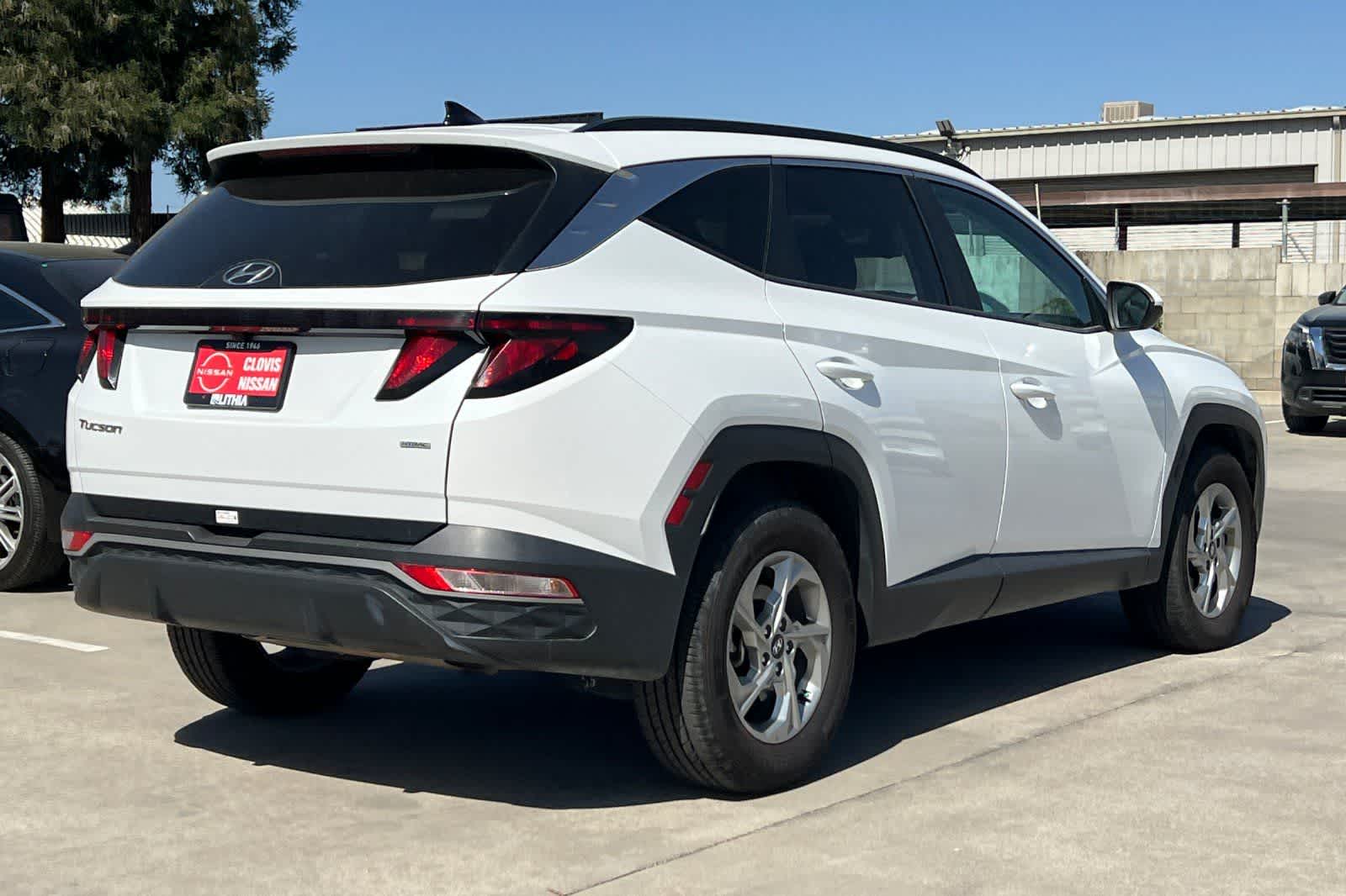 Thumbnail: 2024 Hyundai Tucson - 3