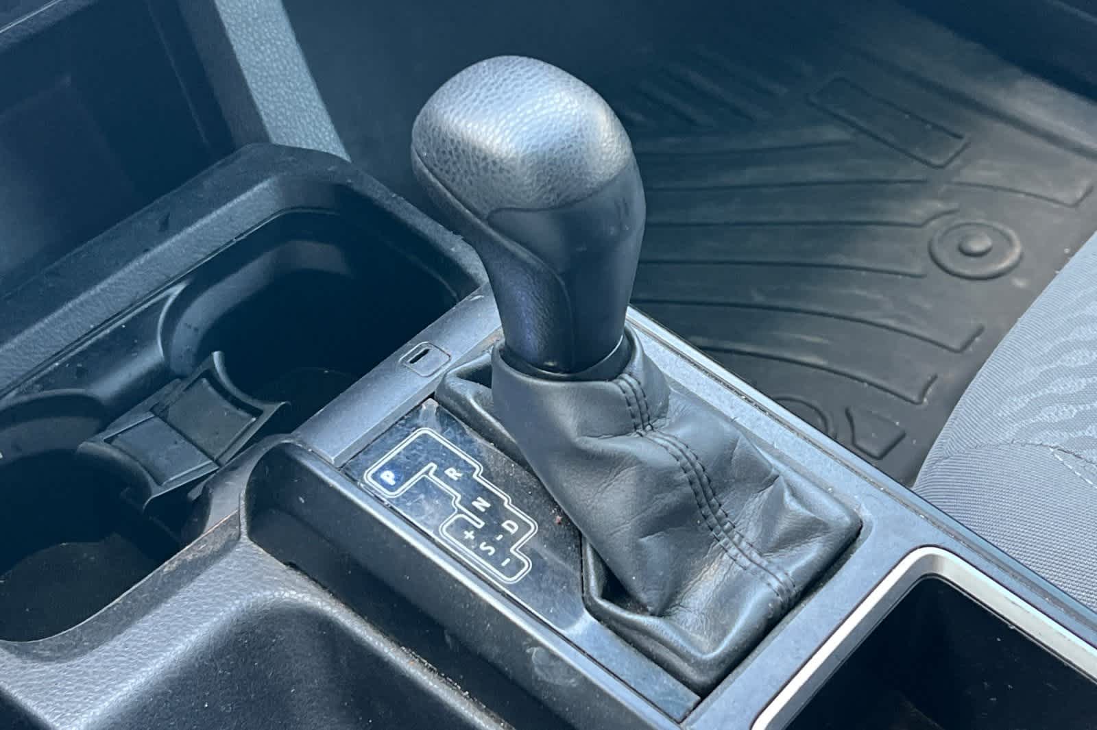 Thumbnail: 2022 Toyota Tacoma - 24