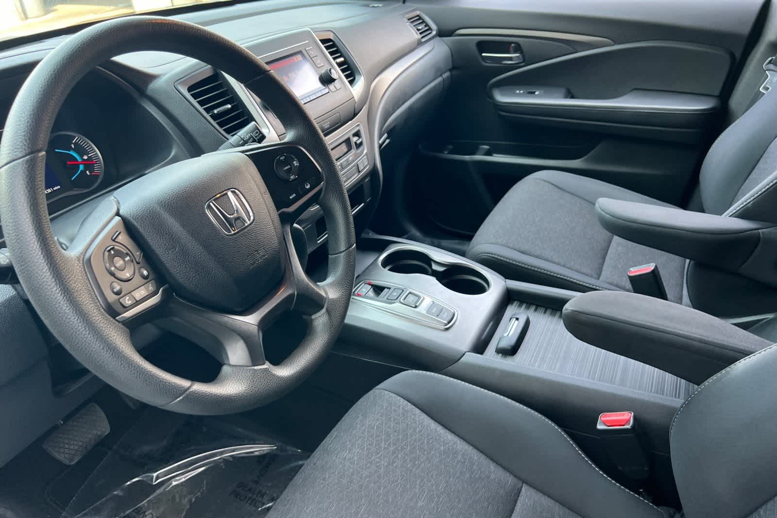 Thumbnail: 2019 Honda Passport - 14