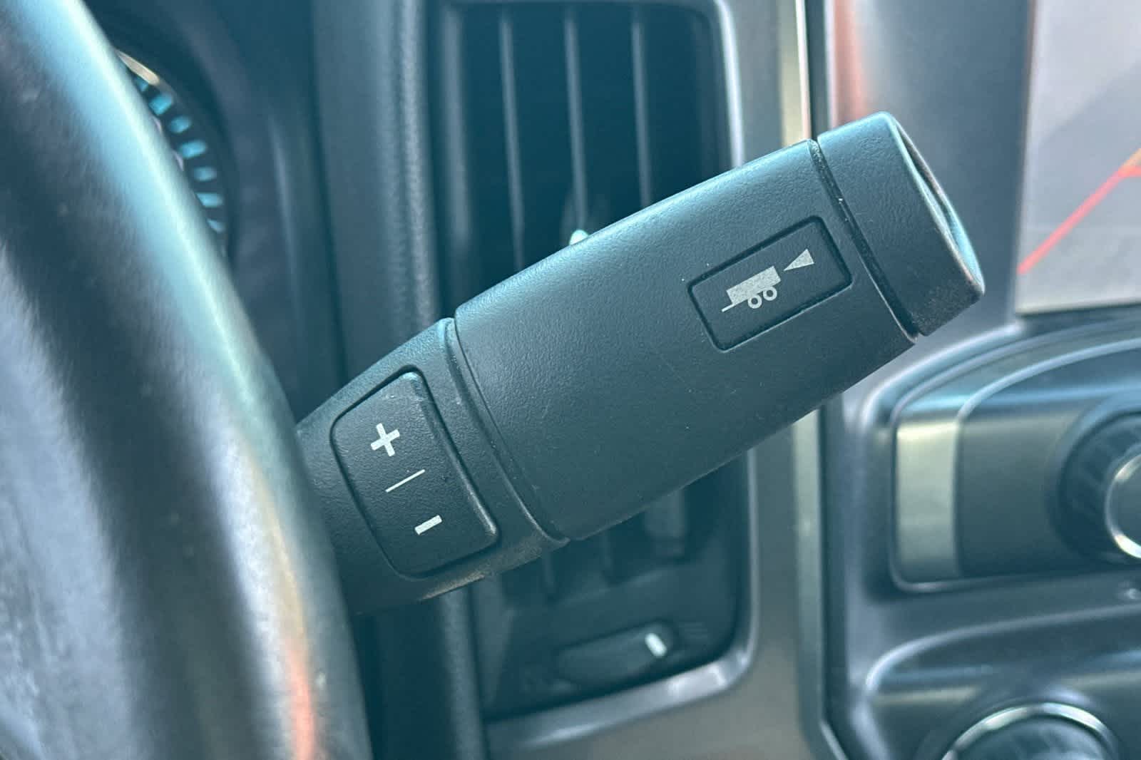 Thumbnail: 2014 Chevrolet Silverado 1500 - 23