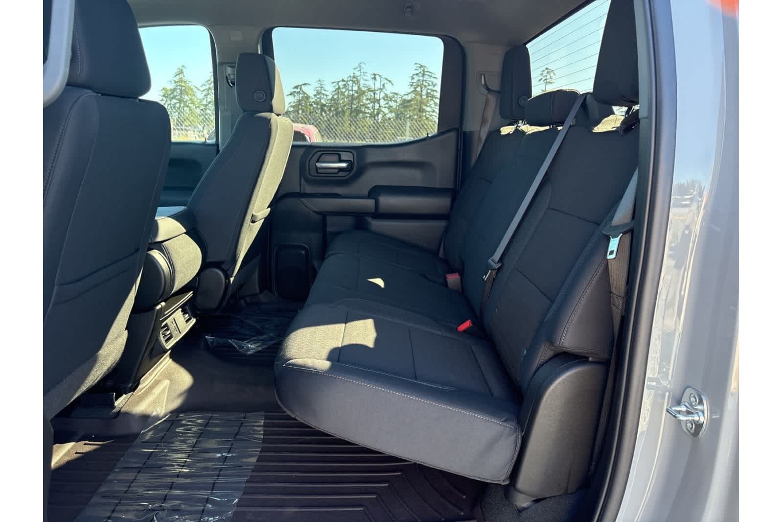 Thumbnail: 2025 Chevrolet Silverado 1500 - 5