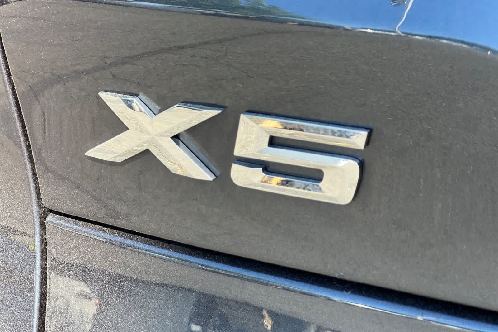Thumbnail: 2021 BMW X5 - 17