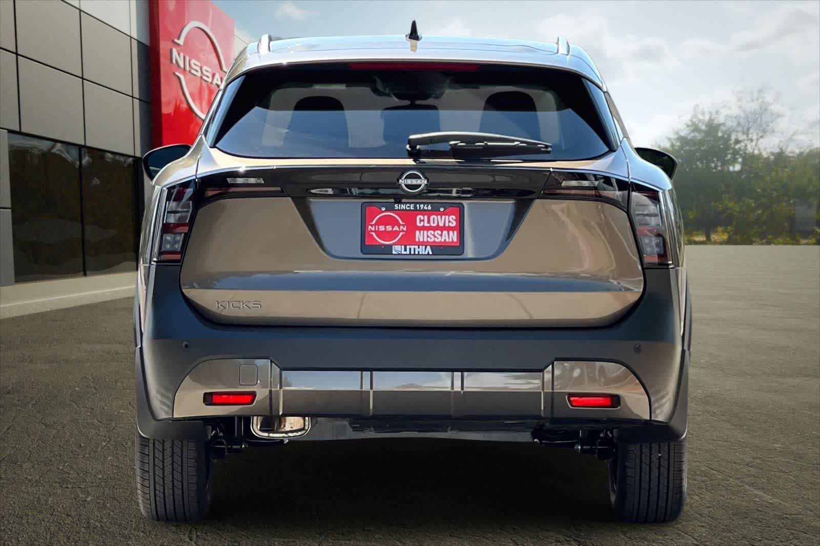 Thumbnail: 2026 Nissan Kicks - 8